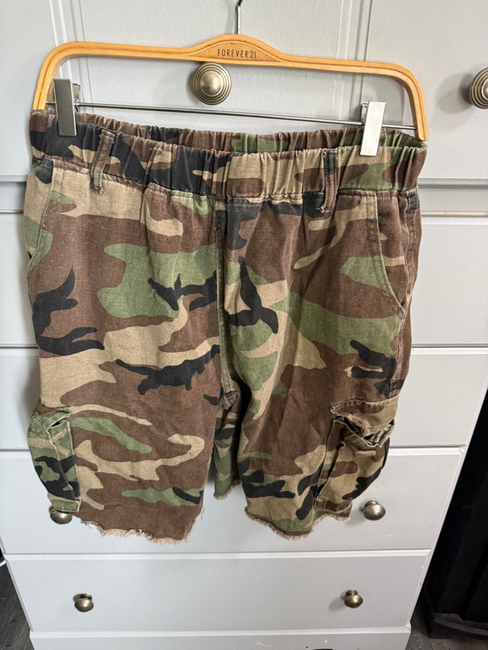 Forever 21 Camo Cargo Shorts - Green, Brown, Black